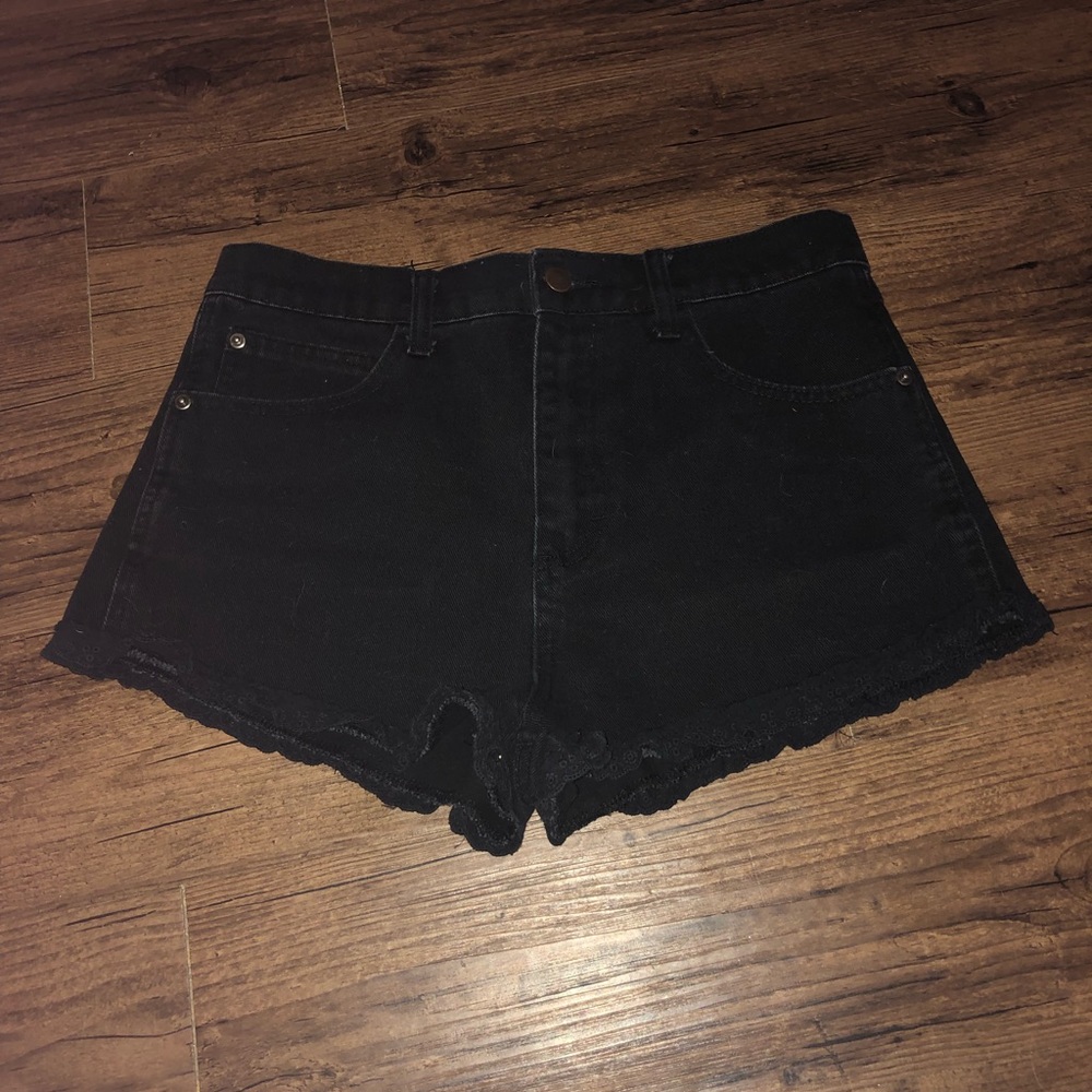 Forever 21 | Black High waisted Shorts | Size: 29